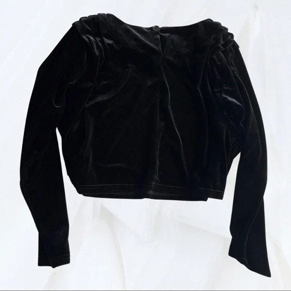 90’s black velvet top, ruched shoulder detail, long sleeves - Picture 10 of 13